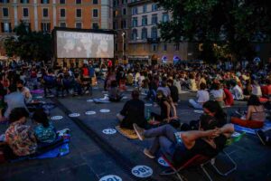 Cinema in piazza