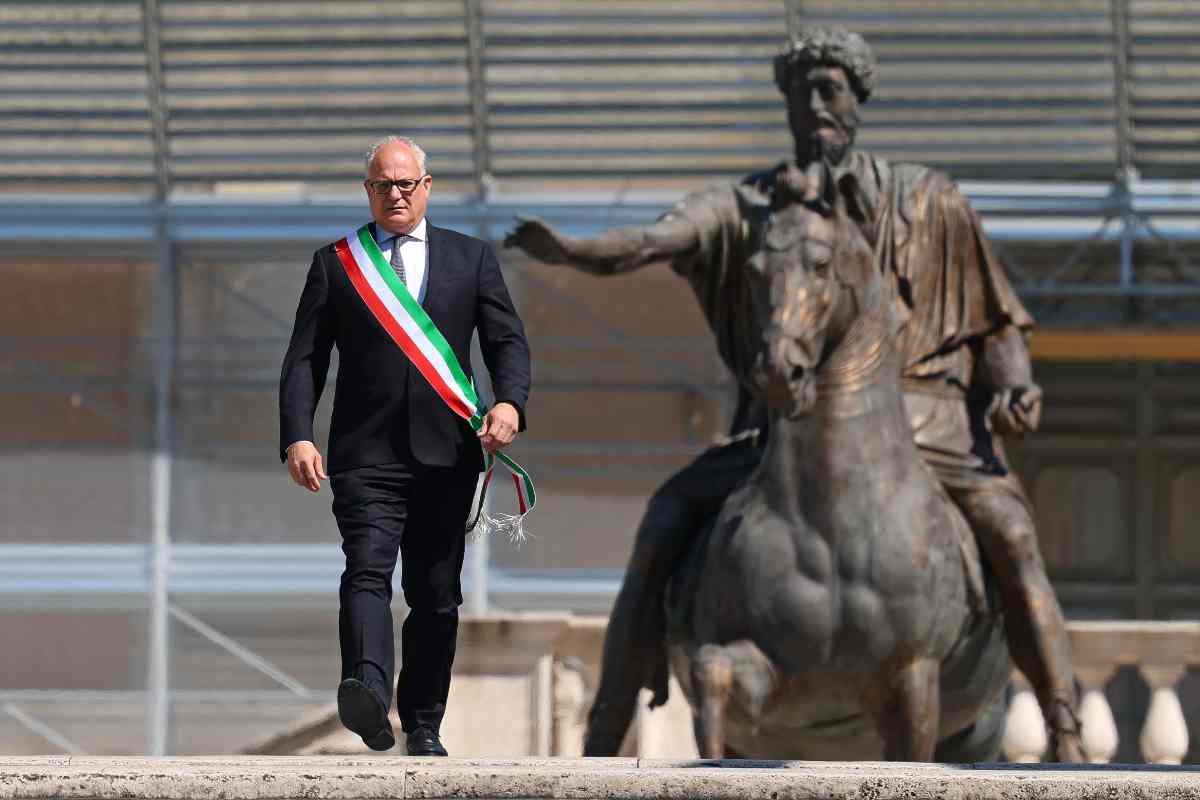 Il sindaco Gualtieri