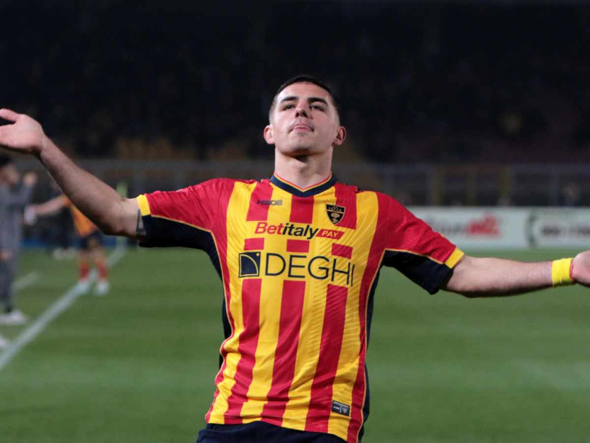 Nikola Krstovic esulta dopo un gol